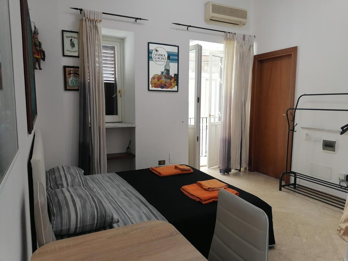 A Due Passi Appartament Hotel Палермо Екстериор снимка