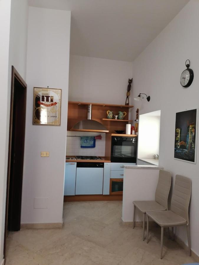A Due Passi Appartament Hotel Палермо Екстериор снимка