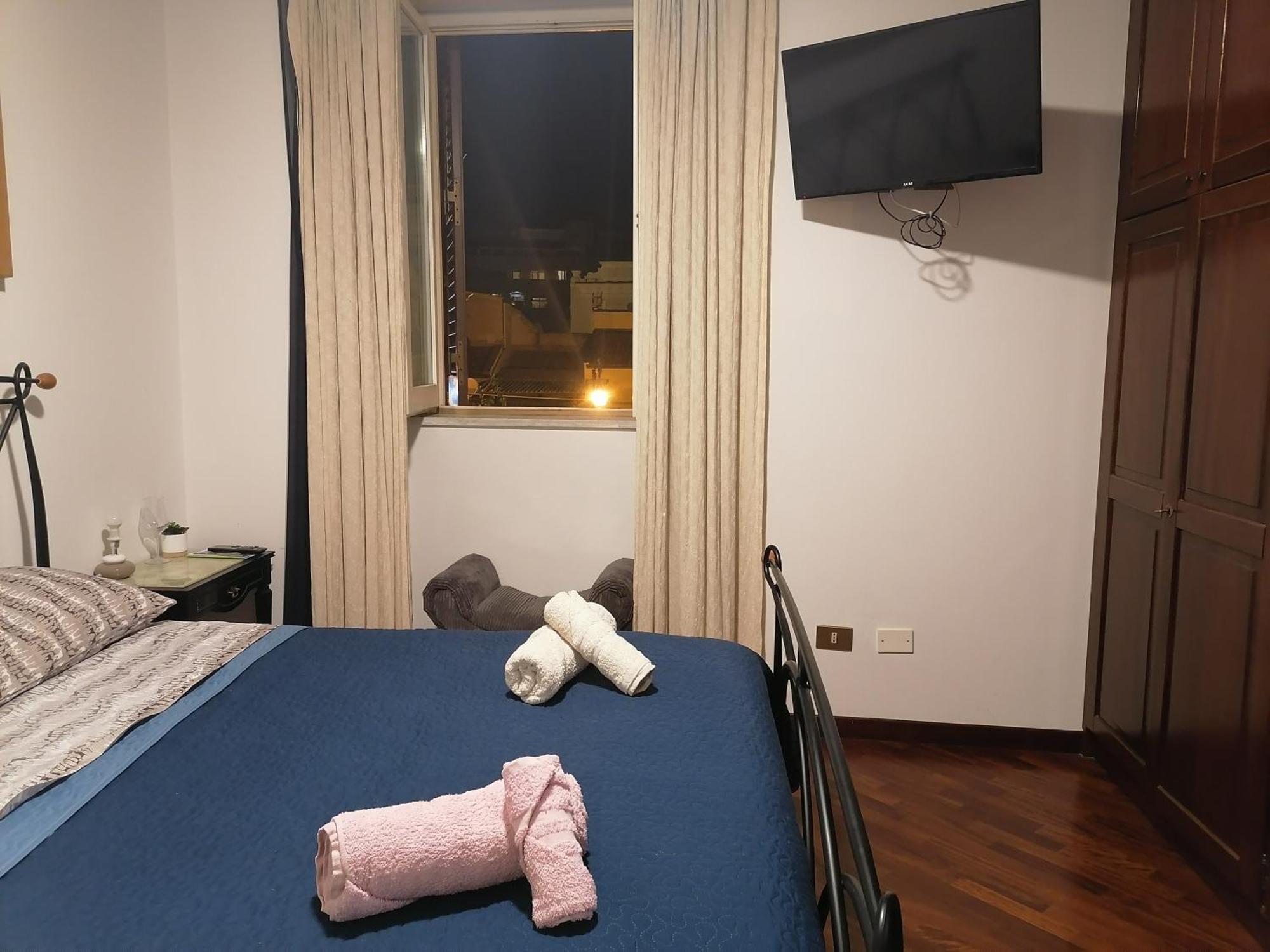 A Due Passi Appartament Hotel Палермо Стая снимка